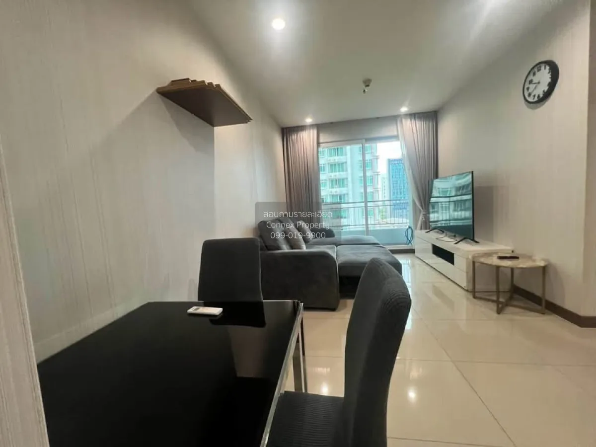 1 Bedroom condo in Circle Condominium