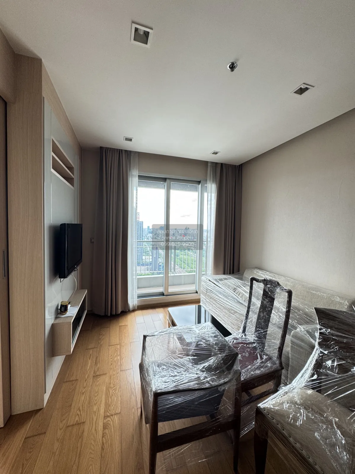 1 Bedroom condo in The Address Asoke