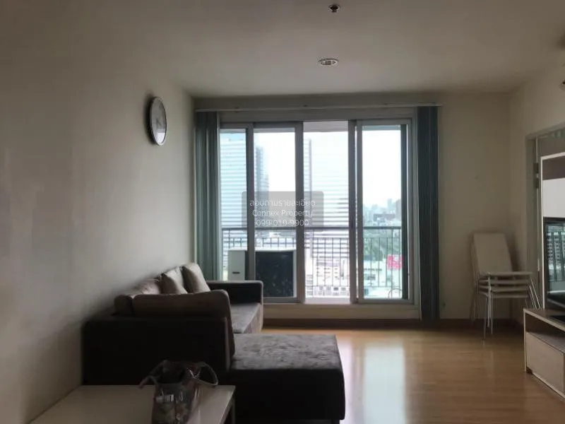 2 Bedroom condo in Life @ Ratchada-Suthisan