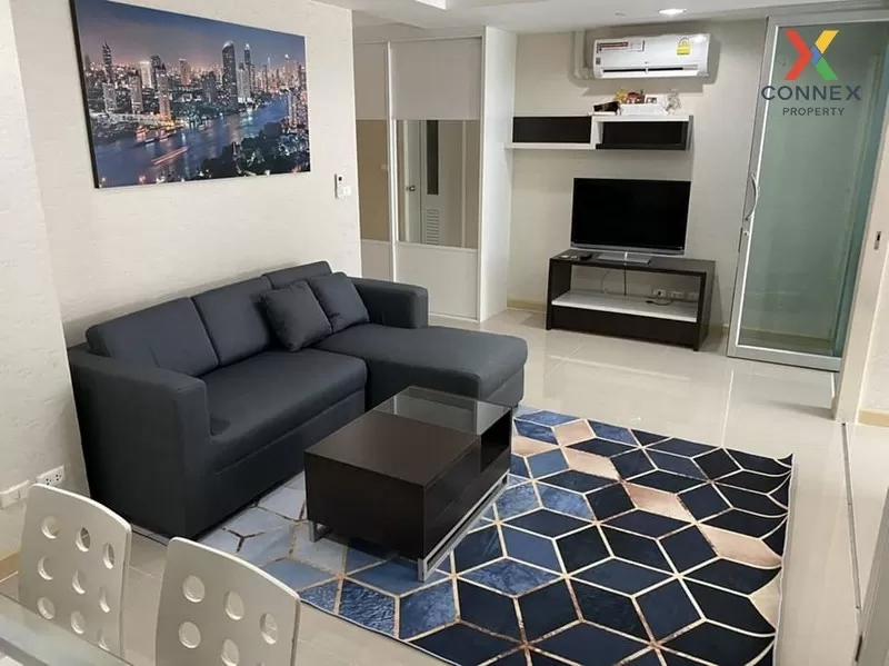 2 Bedroom condo in The Station Sathorn-Bangrak