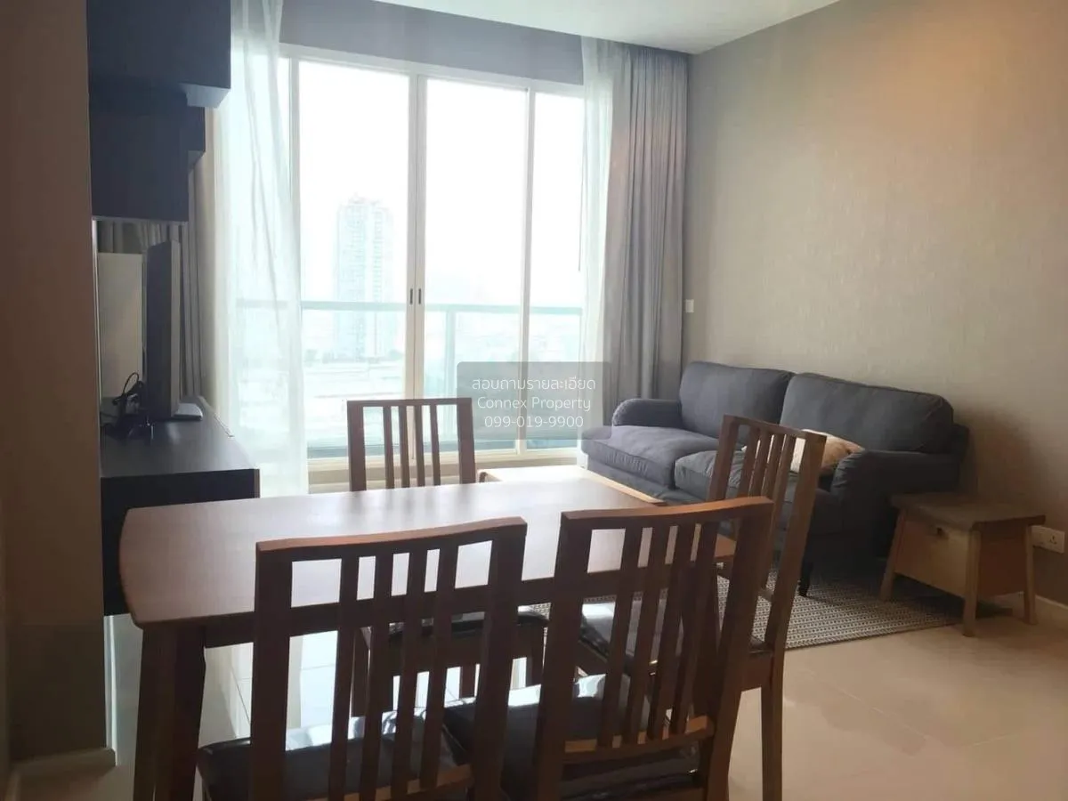 2 Bedroom condo in Menam Residences