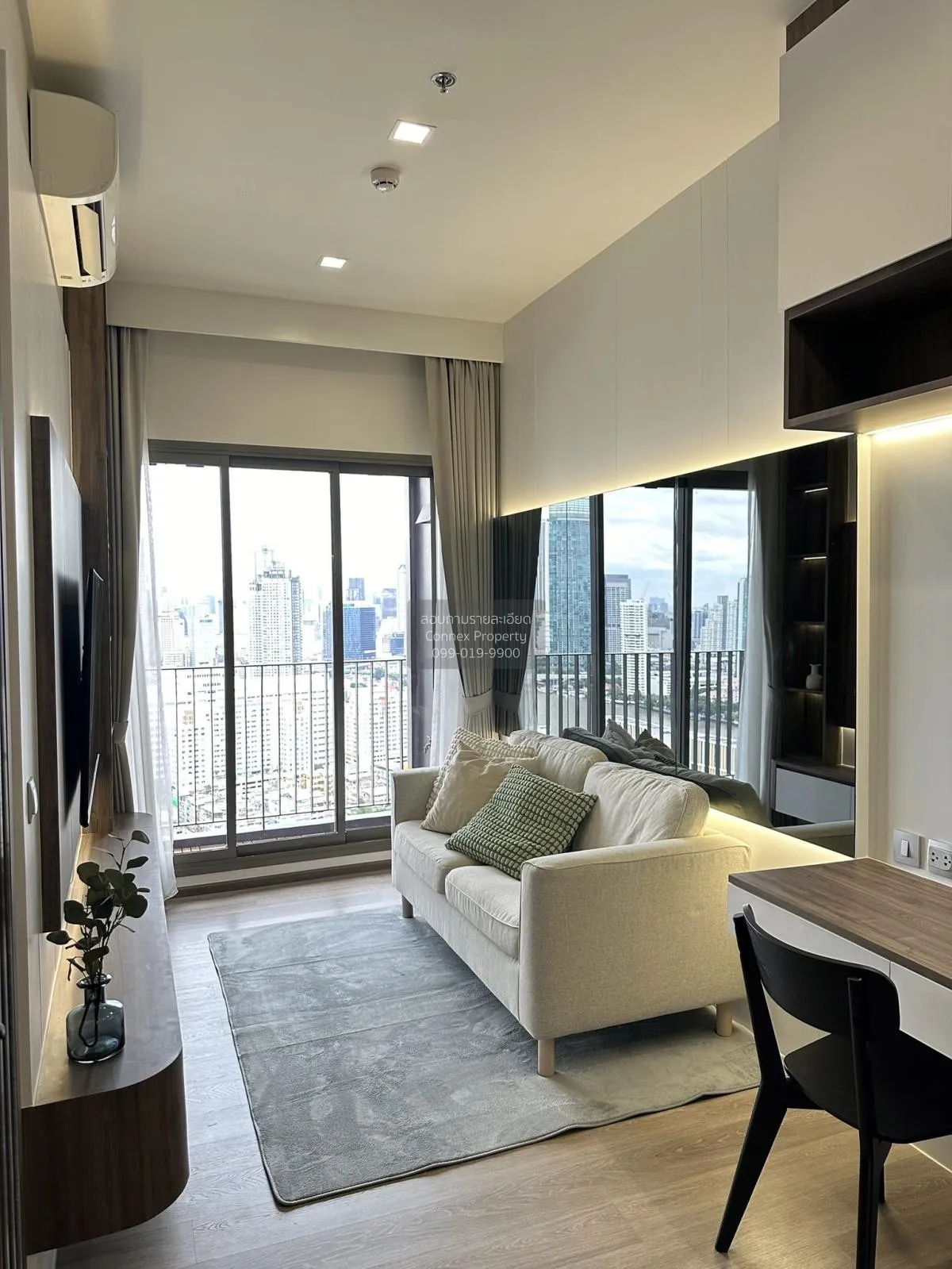 1 Bedroom condo in Rhythm Charoenkrung Pavillion