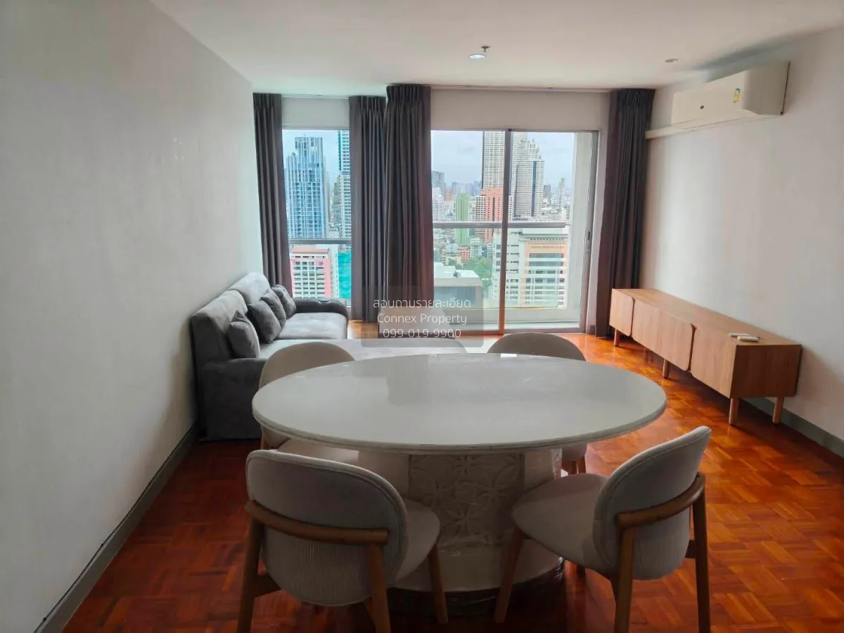 2 Bedroom condo in Silom Suite