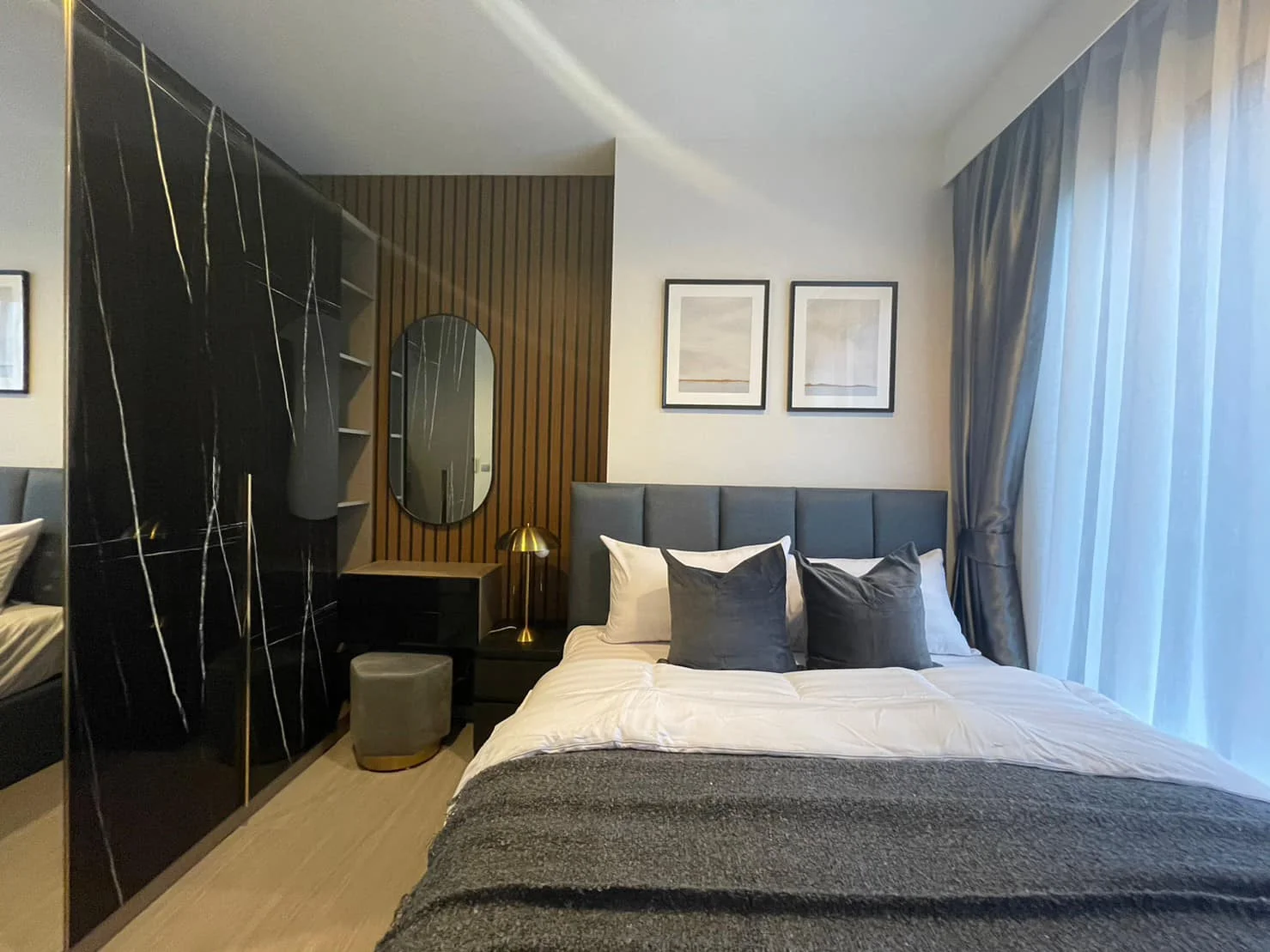1 Bedroom condo in Life Asoke Hype