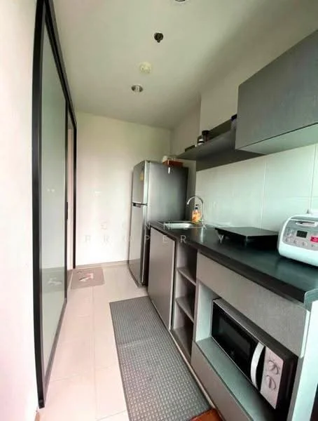 1 Bedroom condo in Aspire Sathon-Taksin (Copper Zone)