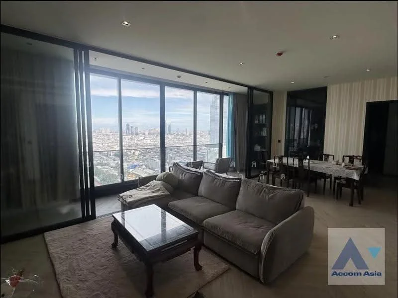 3 Bedroom condo in Chapter Charoennakhon–Riverside