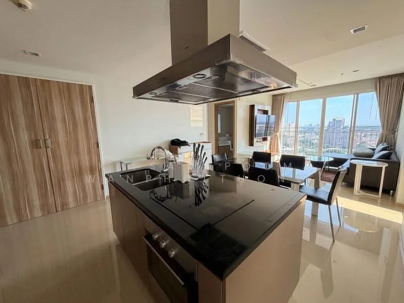 3 Bedroom condo in Siri At Sukhumvit