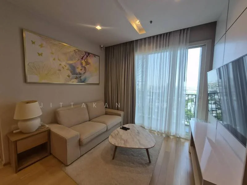 2 Bedroom condo in Siri At Sukhumvit