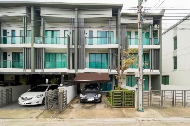 3 Bedroom condo in Cherkoon Sathorn-Ratchapruek