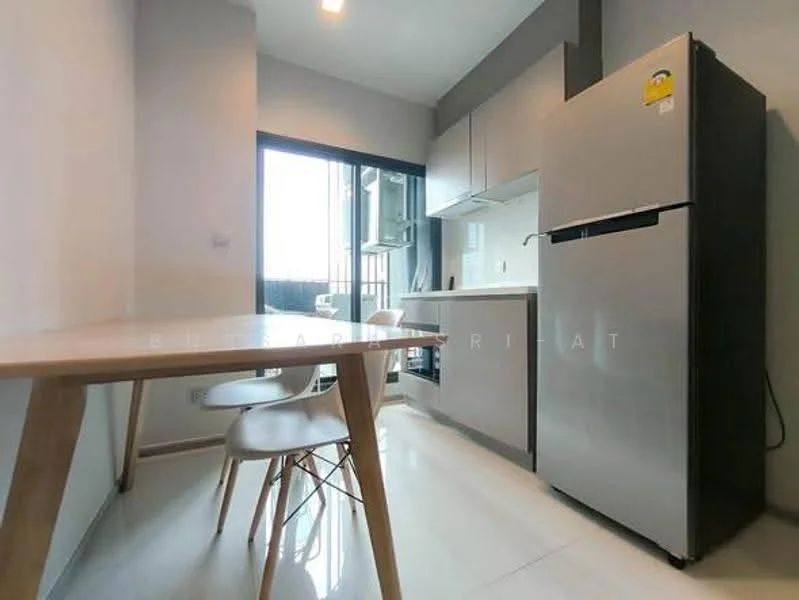 1 Bedroom condo in Life Asoke-Rama 9