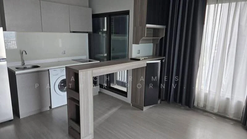 1 Bedroom condo in Life Asoke-Rama 9