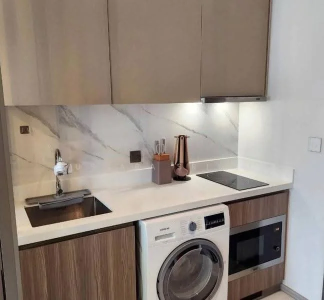 1 Bedroom condo in Rhythm Ekkamai Estate
