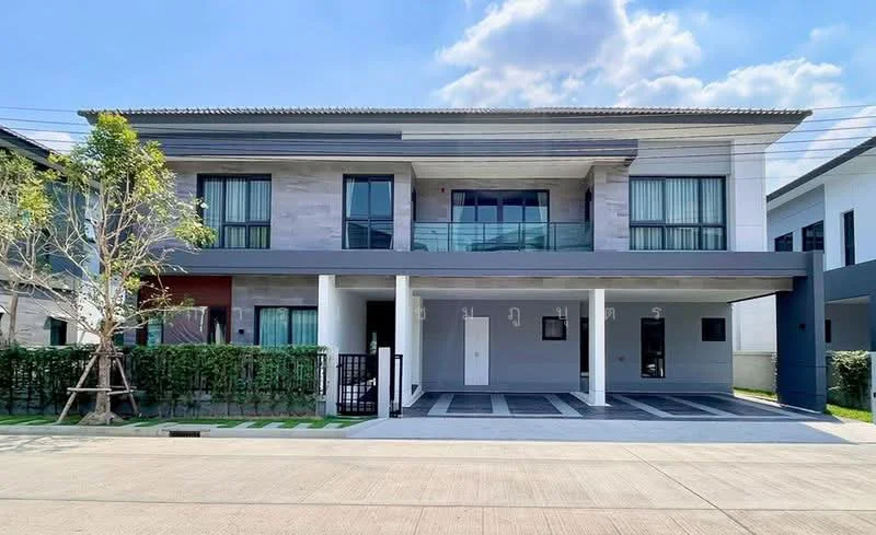 6 Bedroom condo in The City Bangna