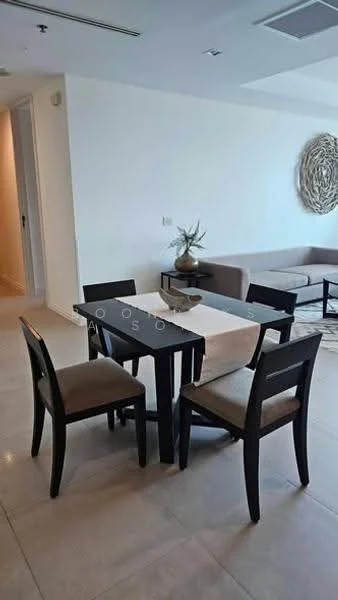 3 Bedroom condo in The River (Bangna-Lake 26 Community)