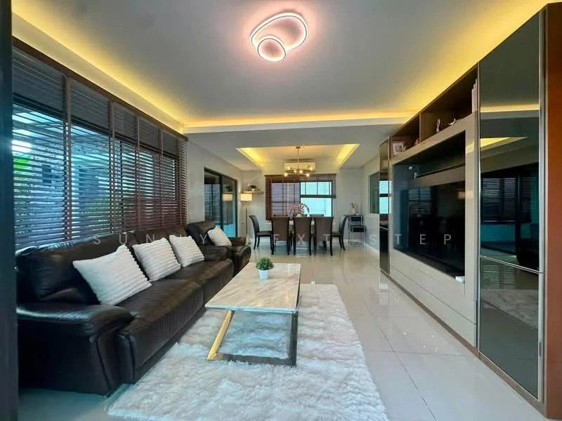 4 Bedroom condo in Mantana Bangna Km.7
