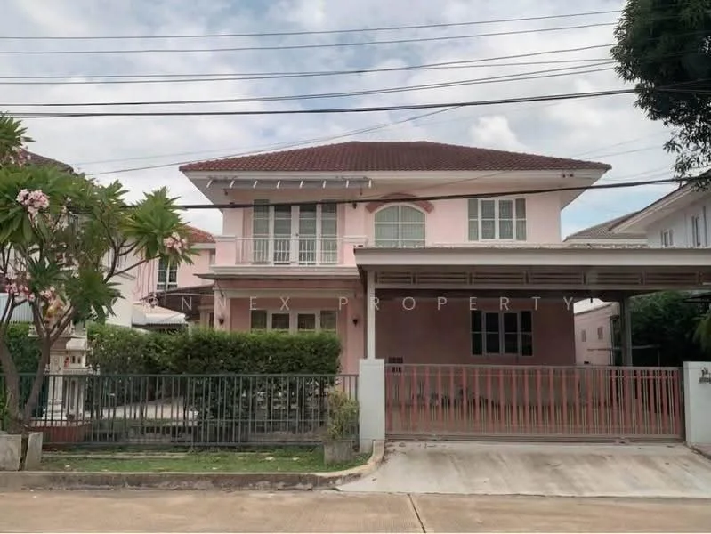 3 Bedroom condo in Chonlada Bangbuathong