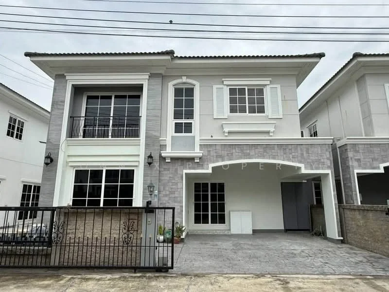 4 Bedroom condo in Golden City Chaengwattana-Muang Thong