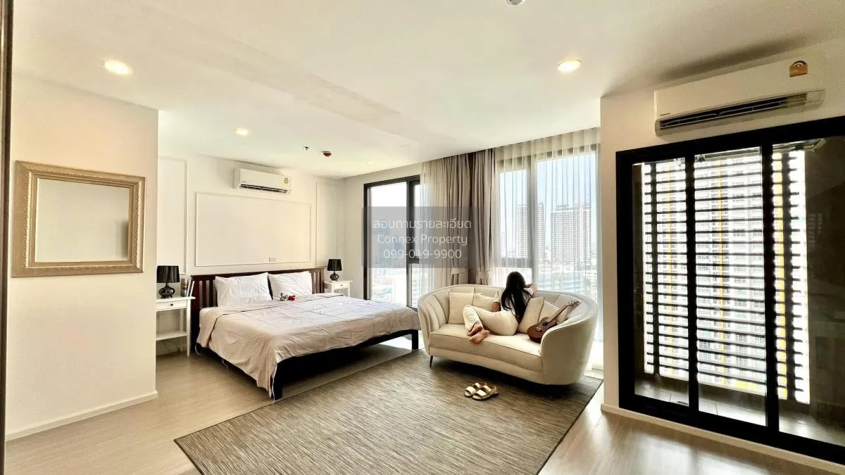 2 Bedroom condo in Denim Jatujak