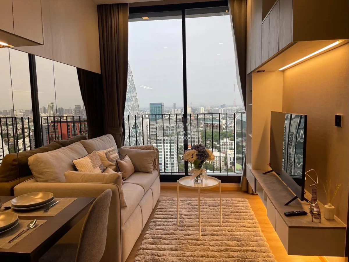 1 Bedroom condo in Noble Around Ari