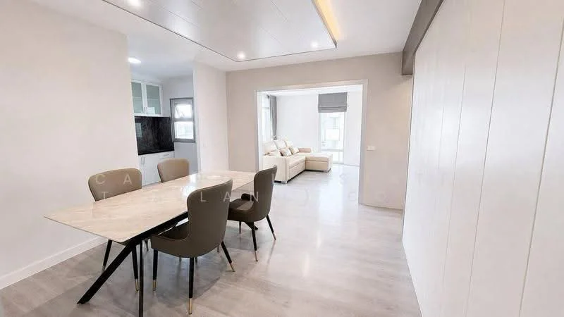 2 Bedroom condo in Lake View Geneva Condominium