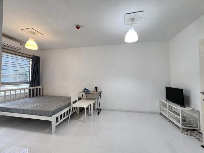 1 Bedroom condo in Plum Condo Samakkhi