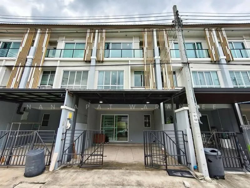 3 Bedroom condo in The Plant Citi Chaengwatthana