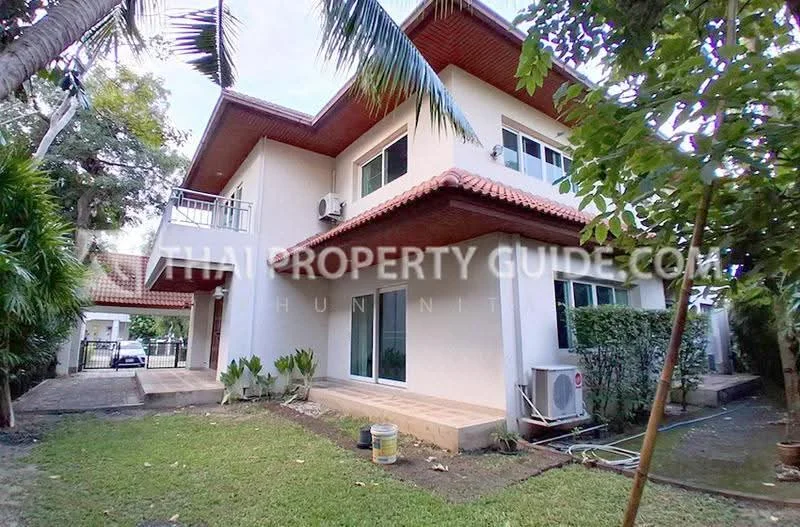 4 Bedroom condo in Nichada Thani