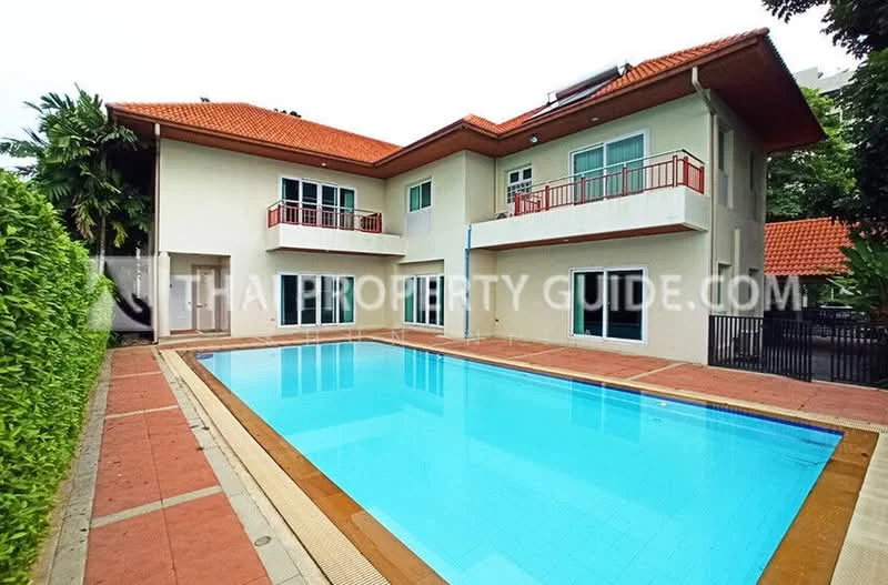 5 Bedroom condo in Nichada Thani