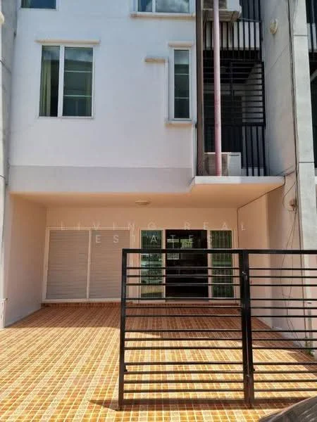 3 Bedroom condo in The Attic Lite Chaengwattana