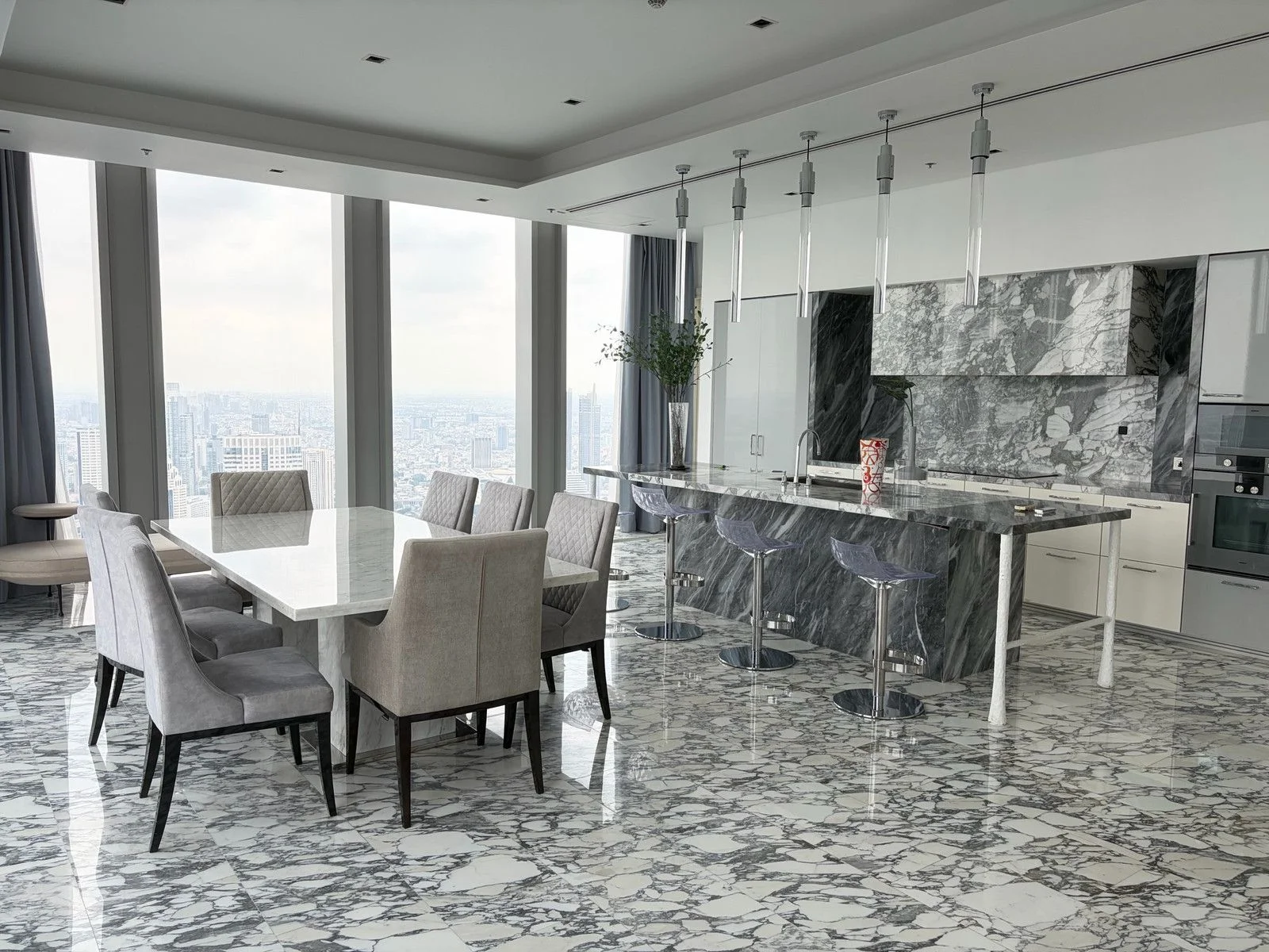 3 Bedroom condo in The Ritz-Carlton Residences