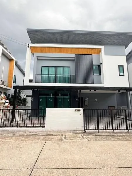 4 Bedroom condo in Chewarom Rangsit - Don Mueang