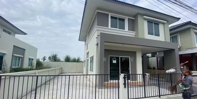 3 Bedroom condo in CPN Ville 2 Wongwaen-Lamlukka Klong 7