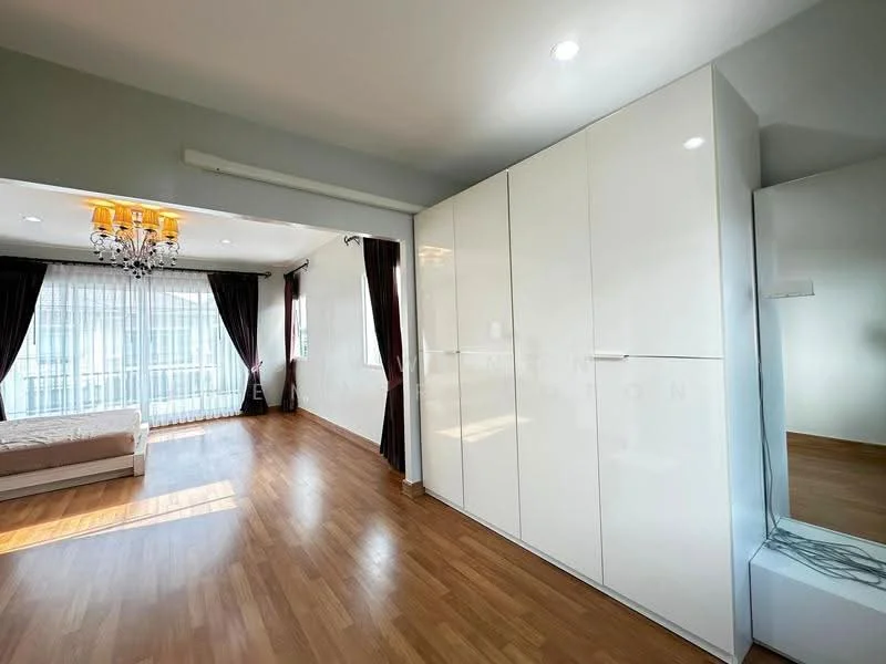 Property image 42