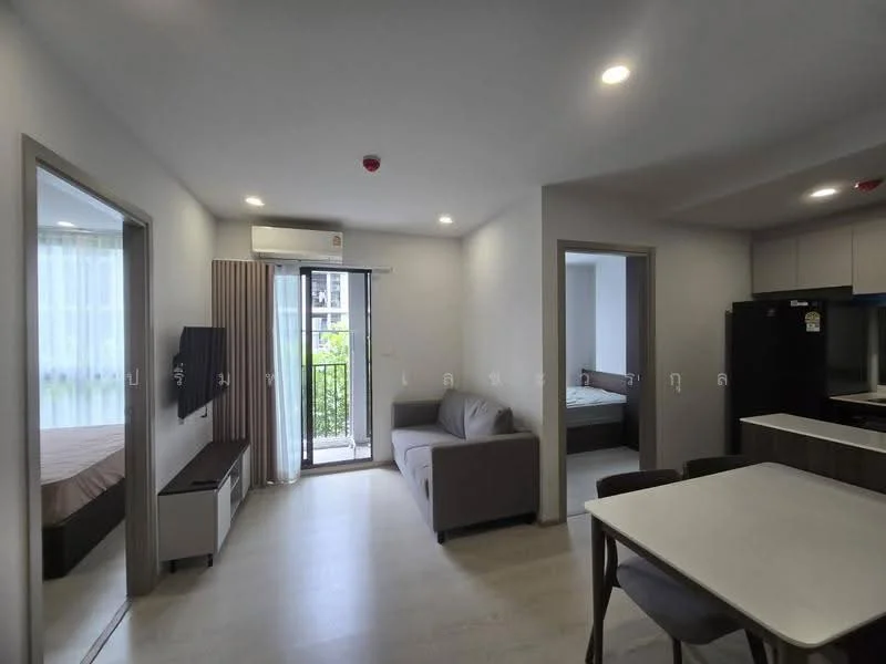 2 Bedroom condo in Noble Nue Cross Khu Khot