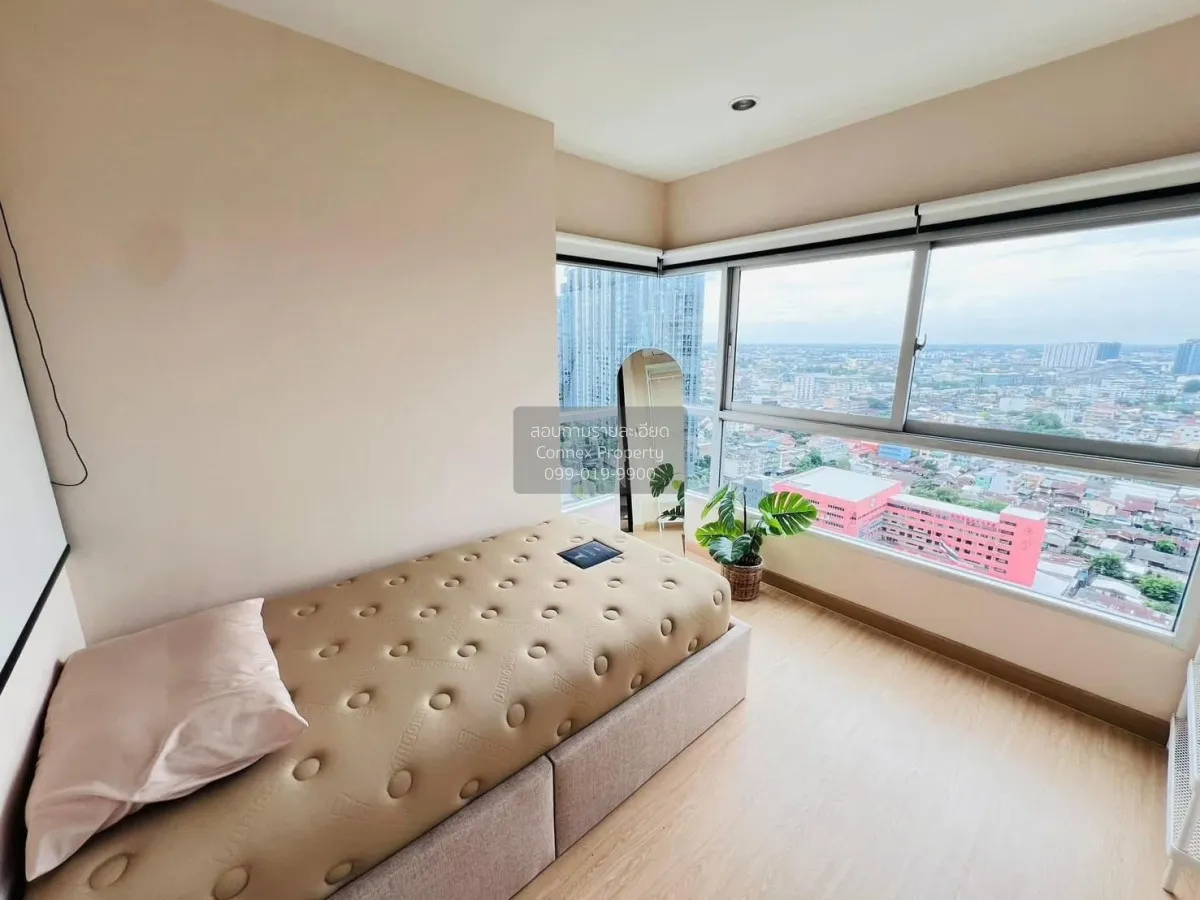 2 Bedroom condo in The Parkland Taksin-Thapra