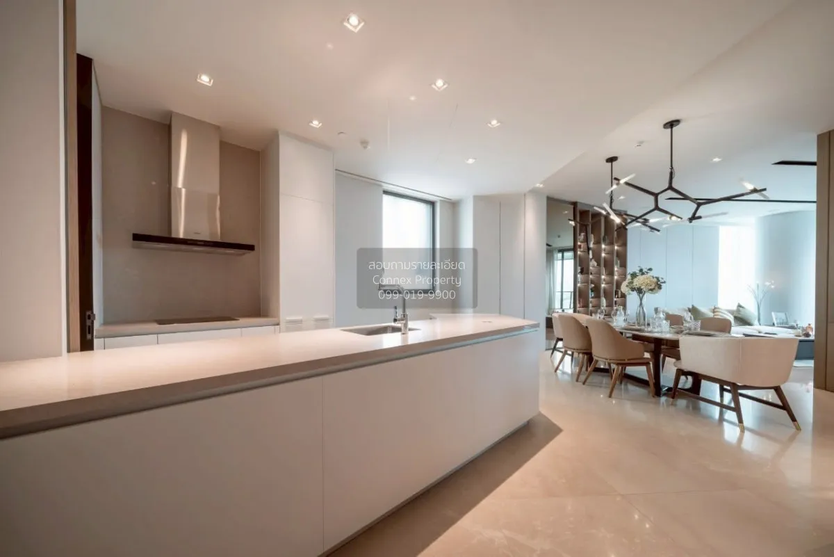 2 Bedroom condo in Banyan Tree Residences Riverside