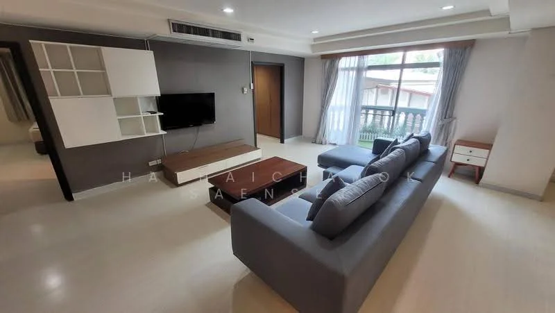 2 Bedroom condo in Royal Castle Sukhumvit