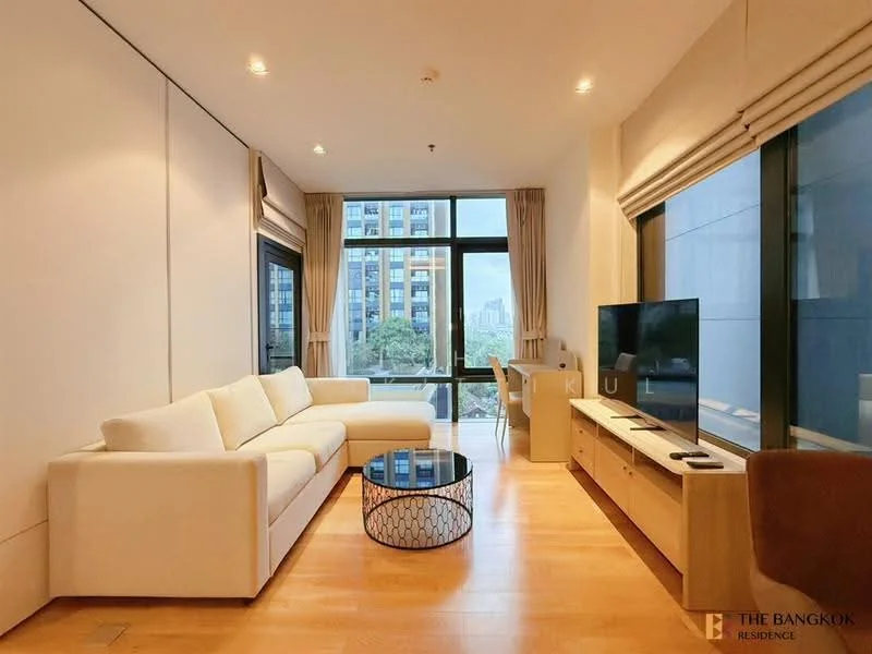 1 Bedroom condo in Circle Living Prototype