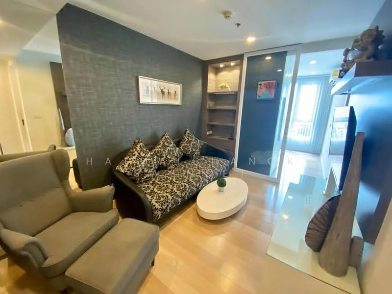 2 Bedroom condo in 15 Sukhumvit Residences
