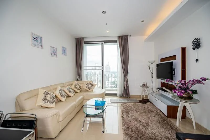 2 Bedroom condo in Quattro by Sansiri