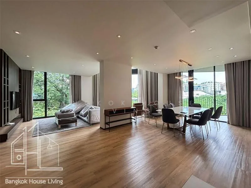 3 Bedroom condo in Raveevan Space