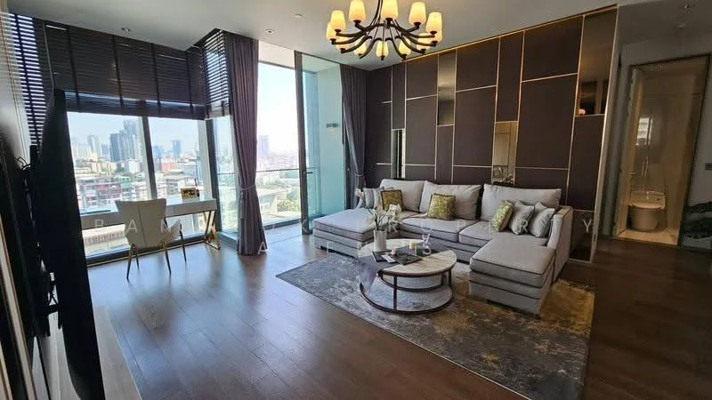 2 Bedroom condo in Kraam Sukhumvit 26