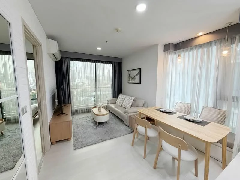 1 Bedroom condo in Rhythm Sukhumvit 42