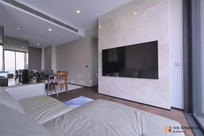 2 Bedroom condo in The Esse Sukhumvit 36