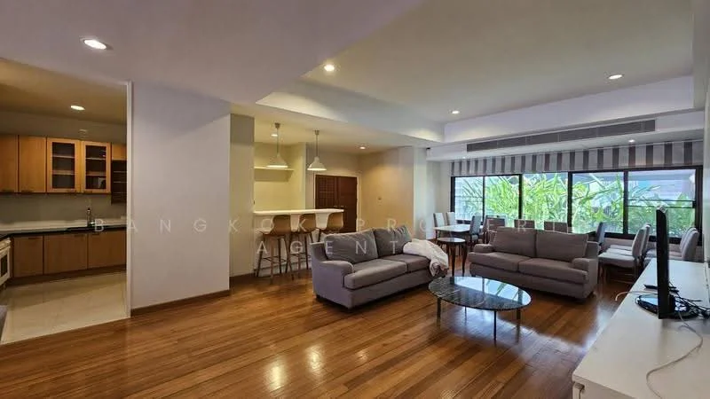 3 Bedroom condo in Baan Phansiri