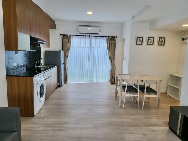 2 Bedroom condo in Indy 2 Bangna-Ramkhamhaeng 2
