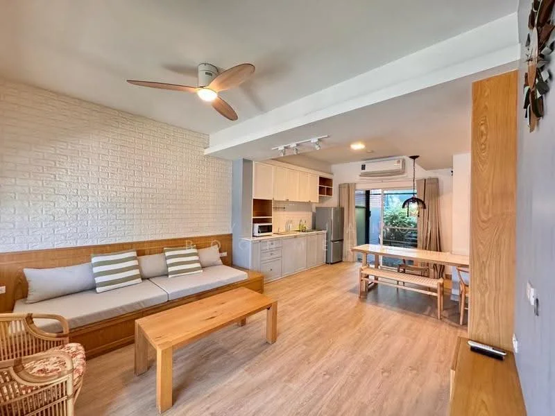 2 Bedroom condo in Indy Bangna-Ramkhamhaeng 2