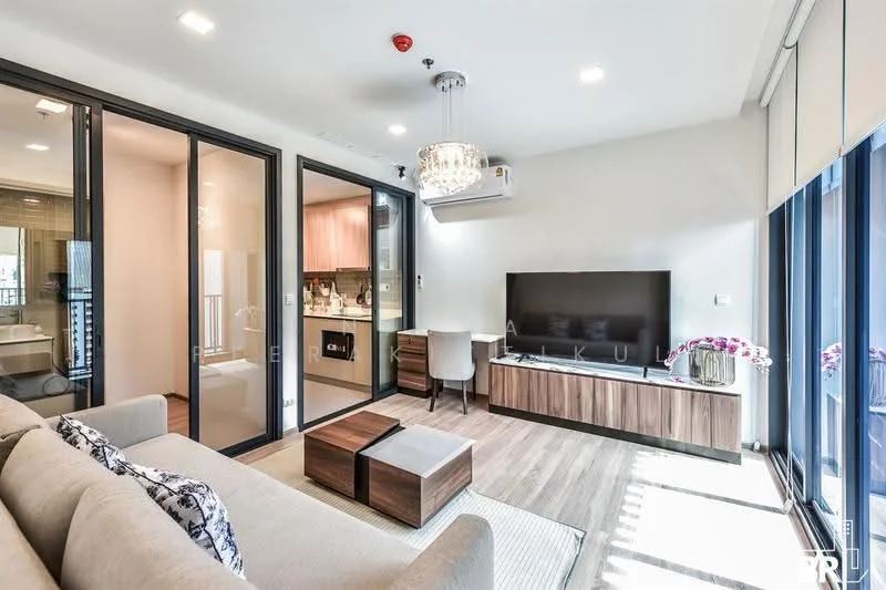 1 Bedroom condo in XT Phayathai