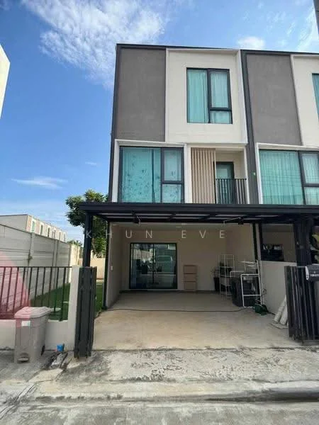 2 Bedroom condo in Altitude Kraf Bangna