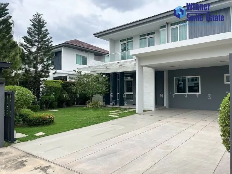 4 Bedroom condo in Mantana Bangna Km.7